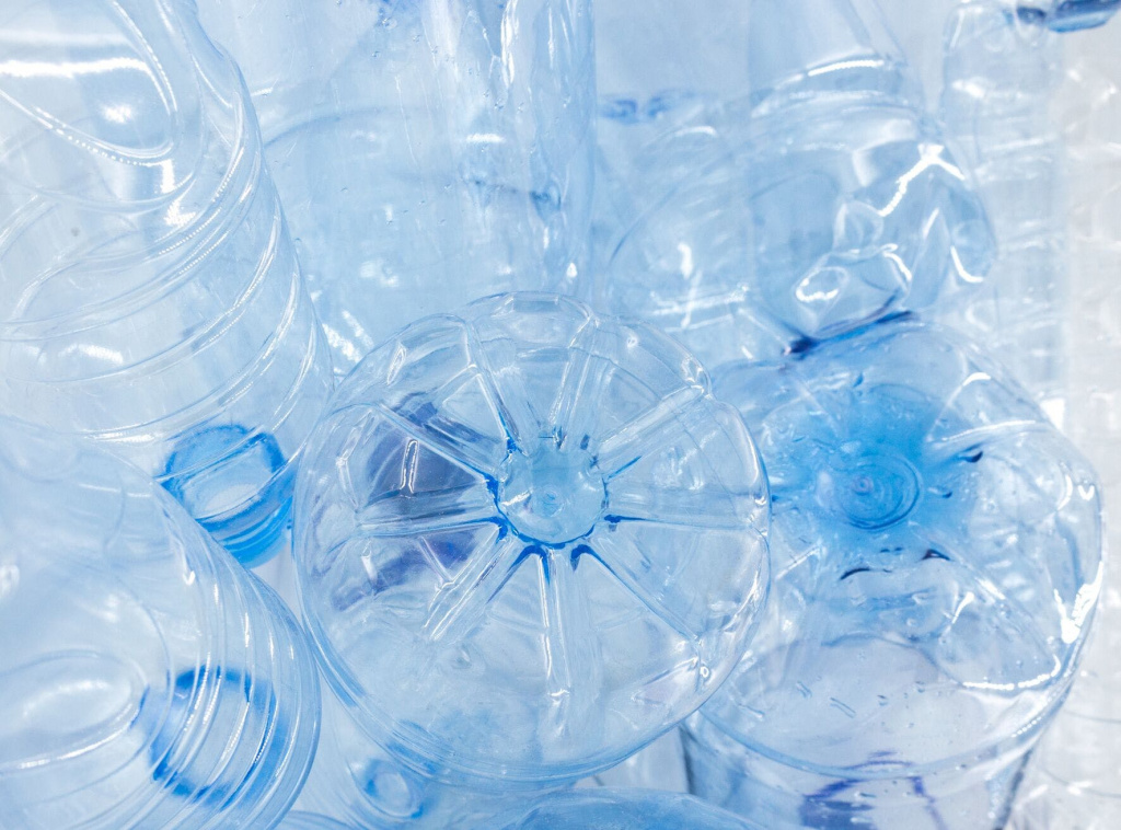 Мы перерабатываем пластик и снижаем уровень его потребления